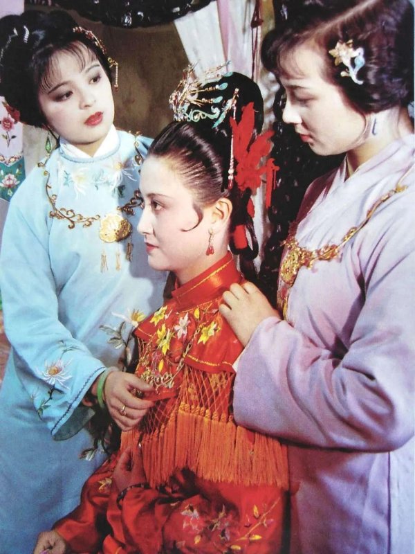 启恒配资 读《红楼梦》：孙绍祖为什么敢肆无忌惮欺辱贾府二小姐迎春姑娘？